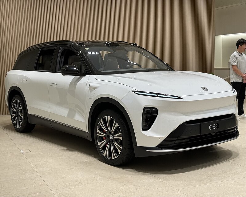 سيارة NIO ES8 الكهربائية