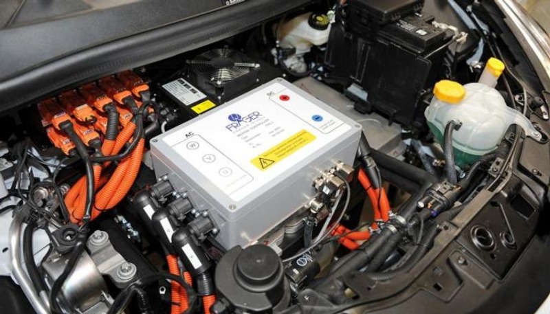 البطارية في السيارات الكهربائية