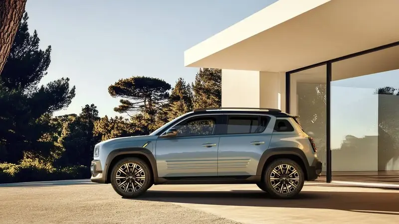 سيارة  رينو 4 E-Tech Electric الكهربائية