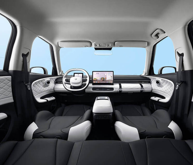 المقصورة الداخلية في Dongfeng Box