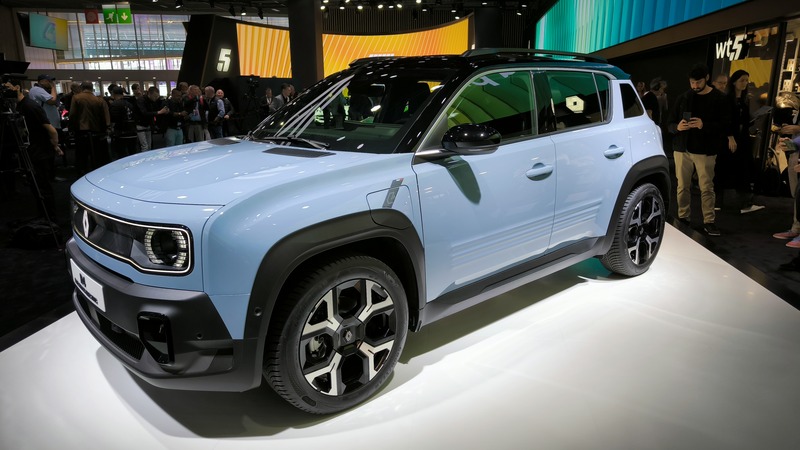 سيارة Renault 4 الكهربائية