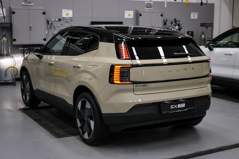تصميم فولفو EX30 الخارجي