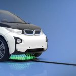 الشحن اللاسلكي للسيارات الكهربائية ومستقبل السيارة المعرفة بالبرمجيات