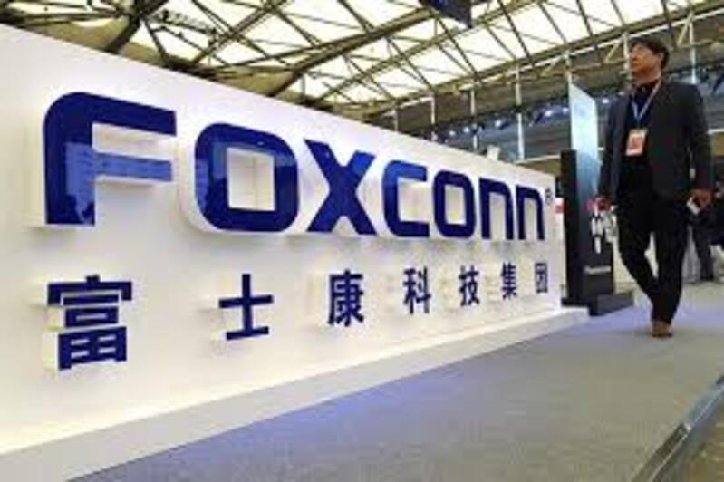 Foxconn تدخل عالم السيارات الكهربائية: تحليل مشروع Bria EV