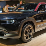 مازدا MX-30 R-EV: سيارة كهربائية حضرية مبتكرة – تعريف شامل وتحليل مفصل