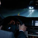 ميزة Night Vision وPedestrian Detection في السيارات الكهربائية