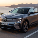 رينو Scenic E-Tech Electric سيارة كهربائية عائلية متقدمة