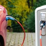 مميزات وعيوب السيارات الكهربائية.. كل ما تحتاج معرفته قبل الشراء