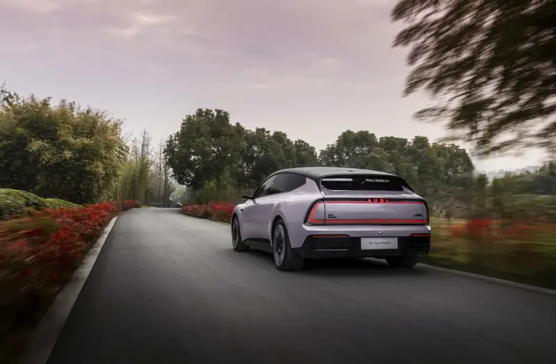 تصميم Audi E5 Sportback: أناقة وسلاسة في كل زاوية