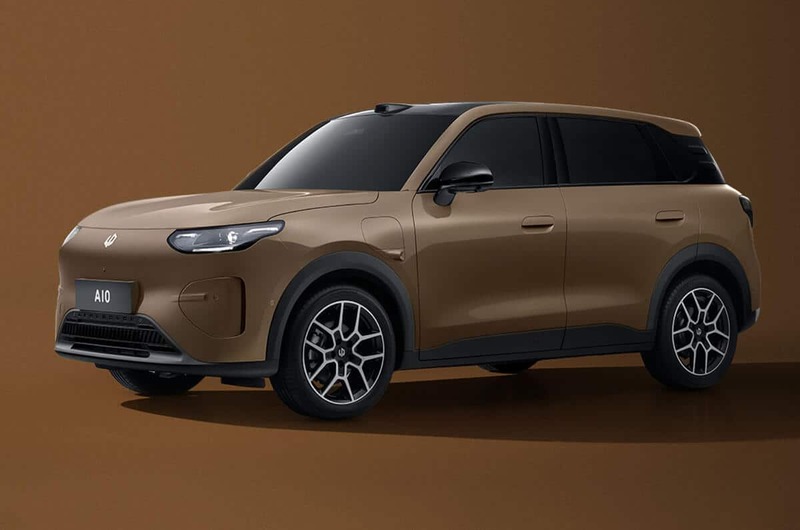 Leapmotor A10 نوع فاحر من السيارات الكهربائية الجديدة