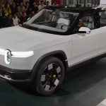 Rivian R2: سيارة SUV كهربائية متوسطة الحجم تجمع بين الأداء العملي والتقنيات الحديثة
