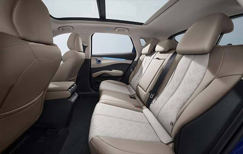 المقاعد الخلفية داخل سيارة BYD ATTO 3 EVO