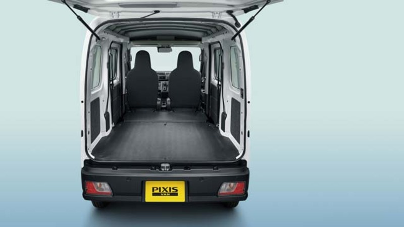 تويوتا Pixis Van BEV من الداخل