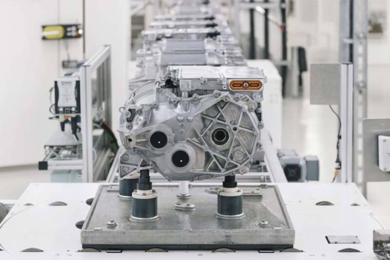 فولكس فاجن تحقق 5 ملايين وحدة دفع كهربائية