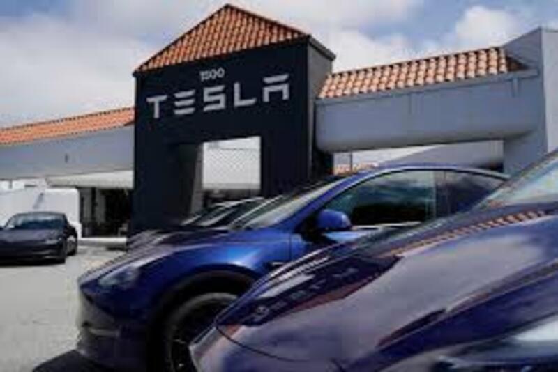 تراجع تسلا في سويسرا: لماذا خرجت من قائمة أفضل 10 سيارات كهربائية مبيعًا