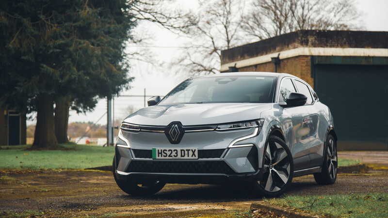 رينو ميغان الكهربائية الجيل القادم: مدى مذهل يصل إلى 466 ميل وتقنيات مستقبلية