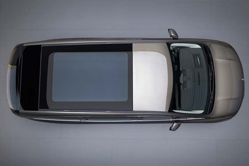 تصميم خارجي لسيارة مرسيدس‑بنز VLE 