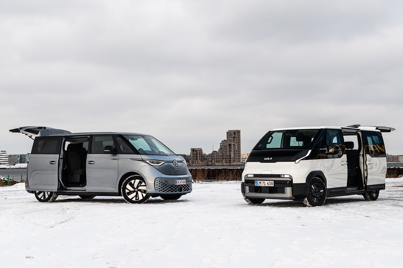 فولكس فاغن ID. Buzz أم كيا PV5 Passenger؟