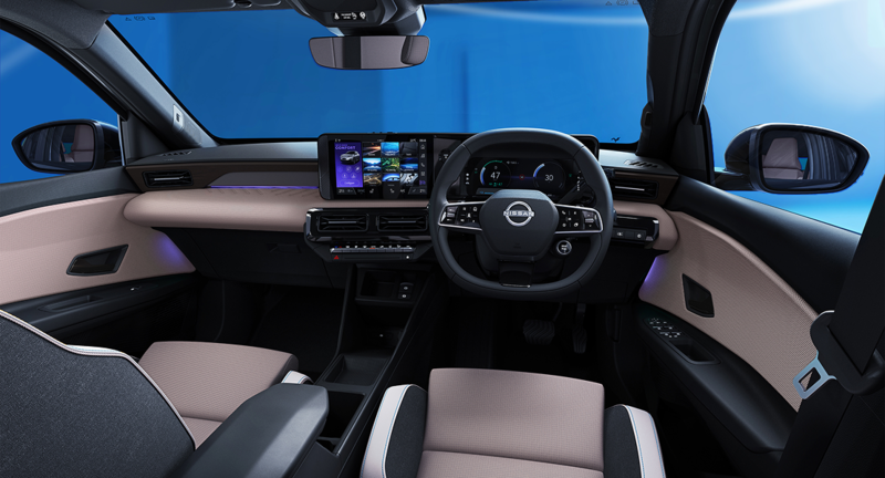 داخلية سيارة nissan micraالكهربائية